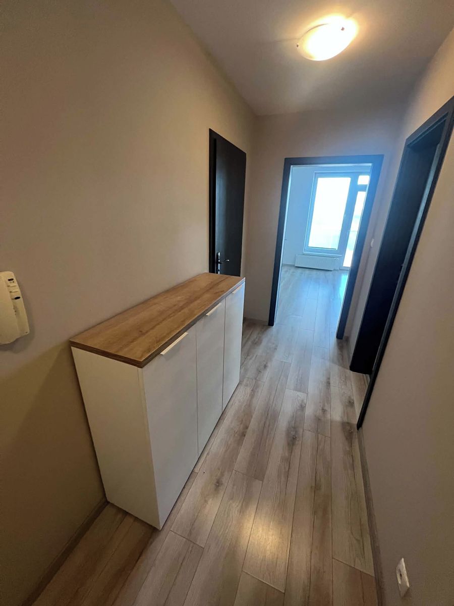 Pronájem bytu 2+kk 82 m² – fotografie 5
