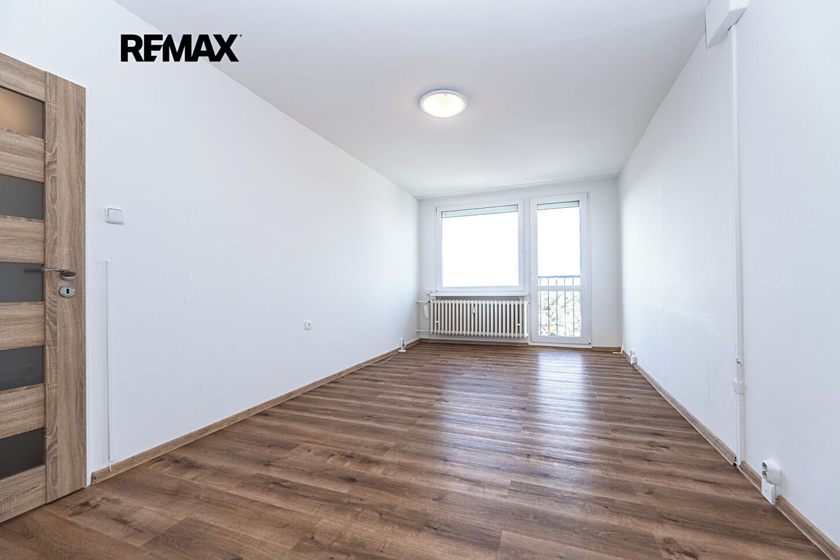 Pronájem bytu 2+kk 46 m² – fotografie 2