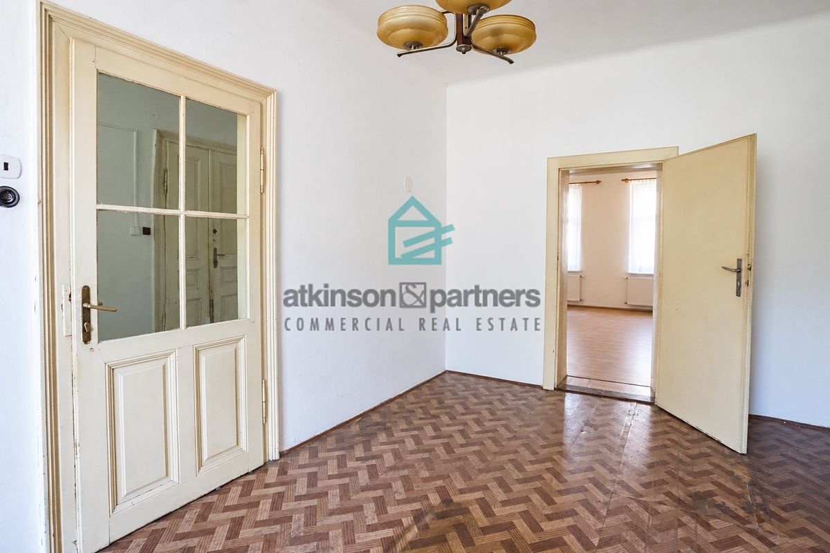 Prodej rodinného domu 243 m², pozemek 187 m² – fotografie 4