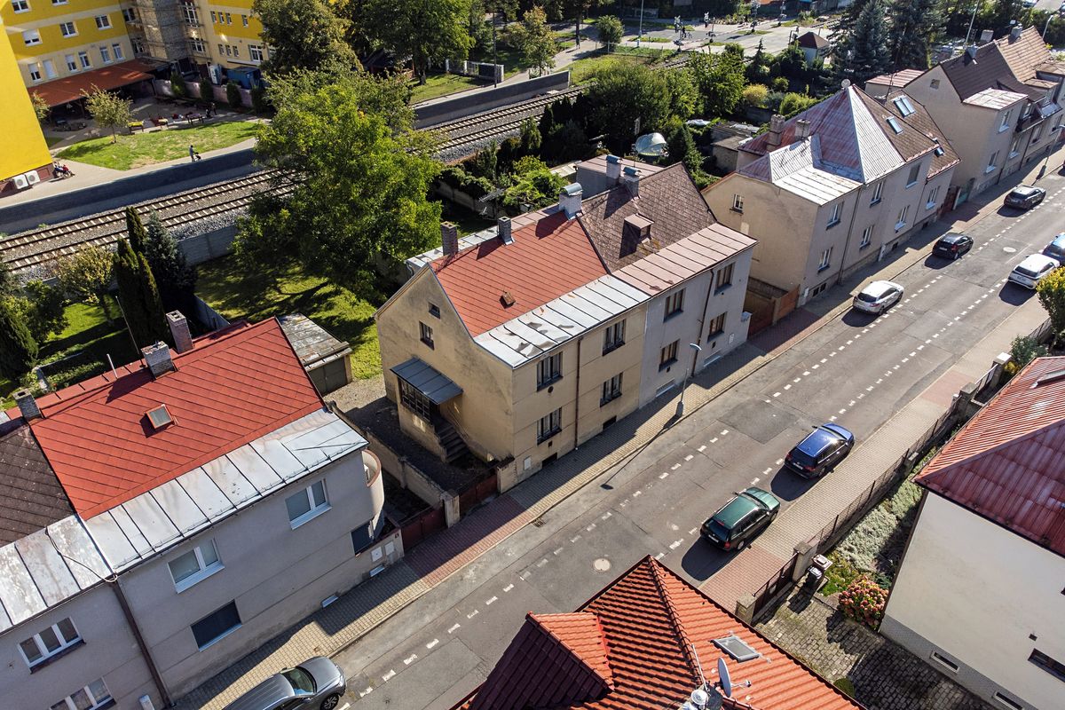 Prodej rodinného domu 150 m², pozemek 469 m² – fotografie 2