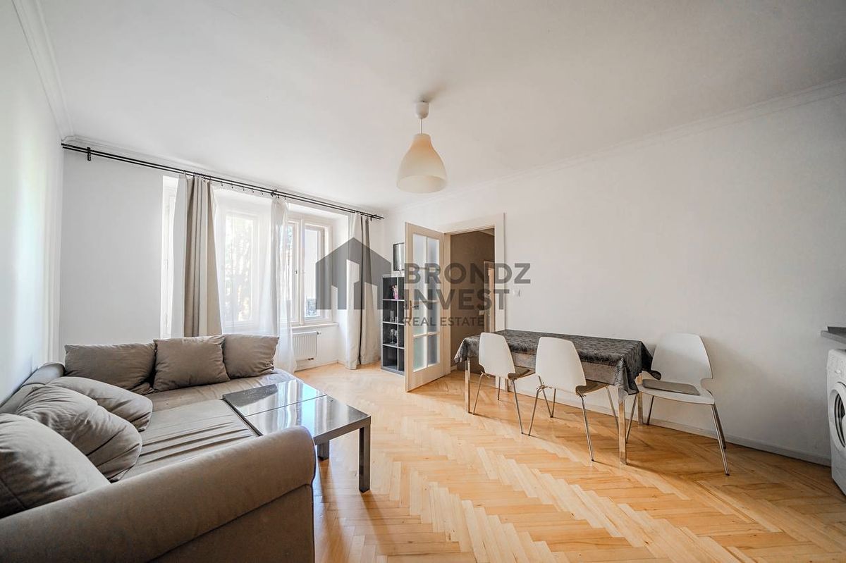 Pronájem bytu 2+kk 50 m² – fotografie 2