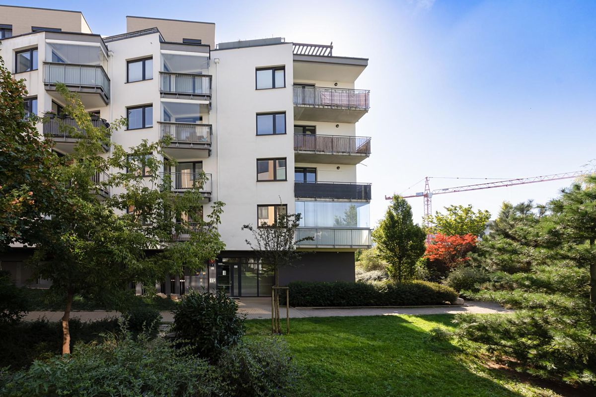 Pronájem bytu 2+kk 56 m²