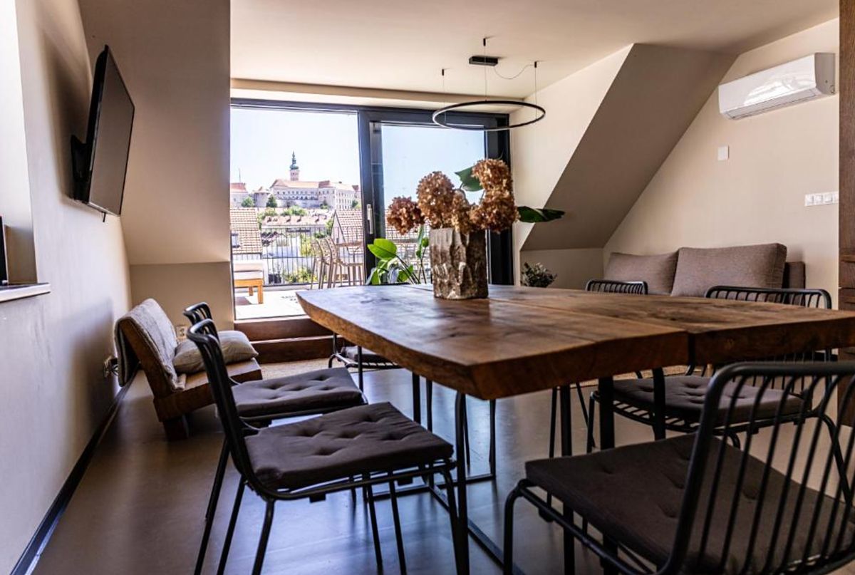 Pronájem bytu 3+kk 80 m²