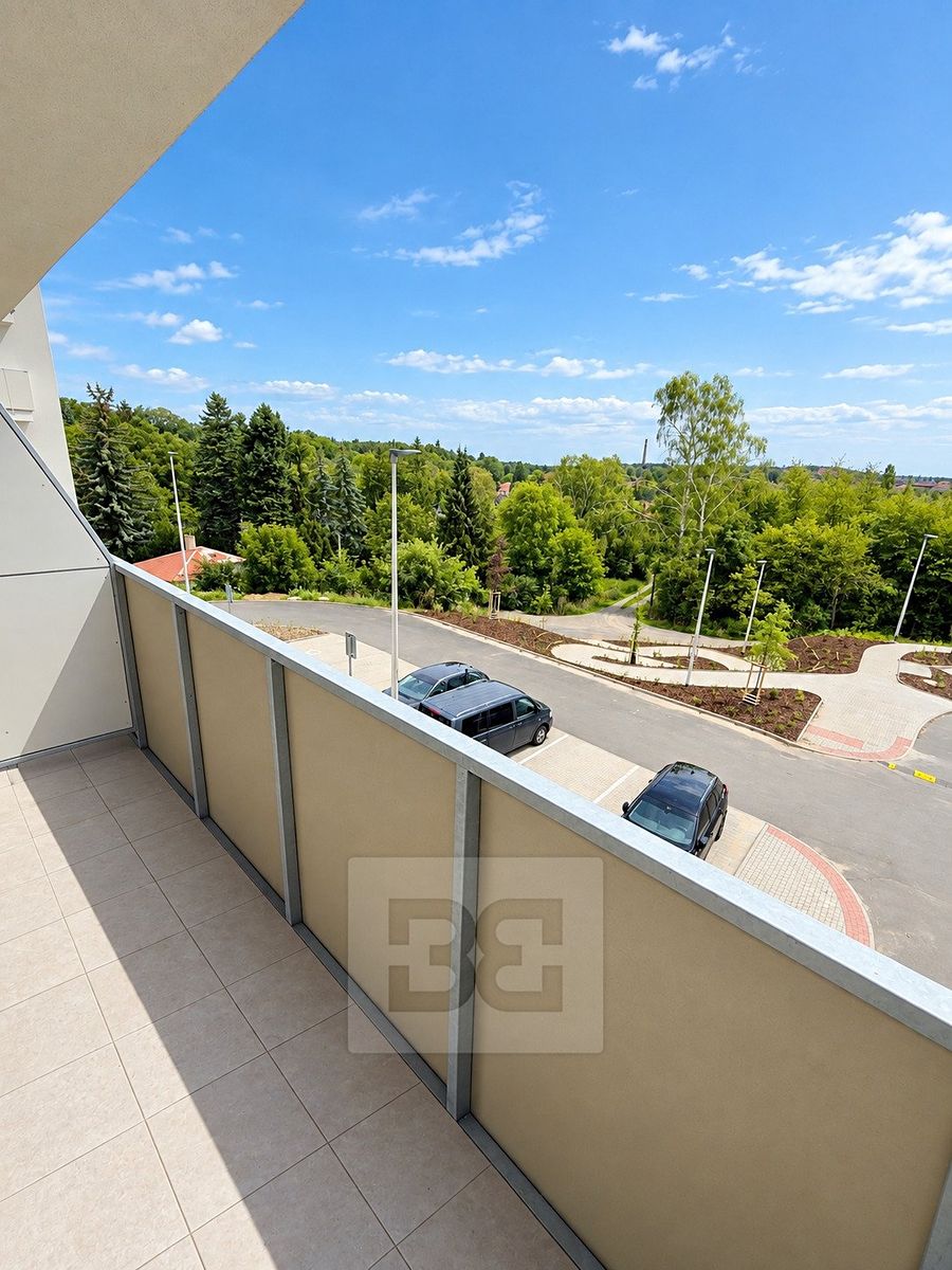 Pronájem bytu 1+kk 30 m² – fotografie 2