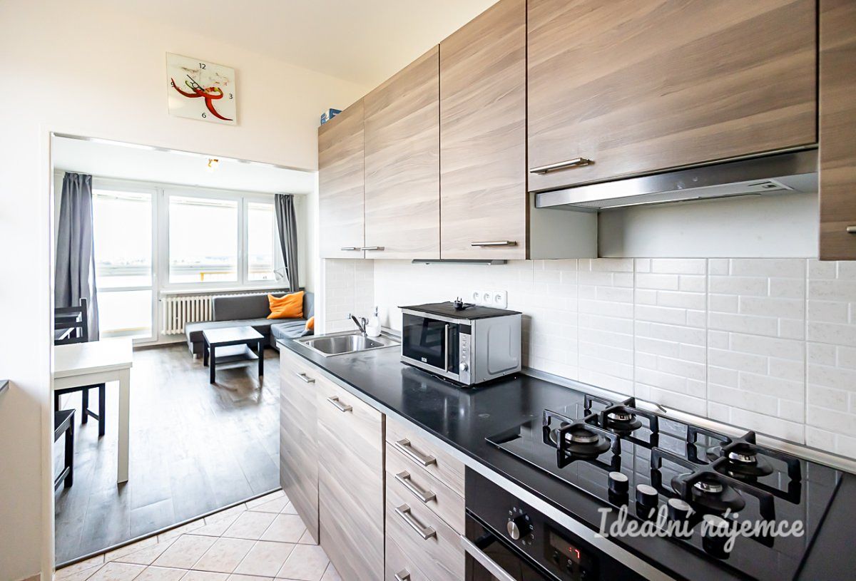 Pronájem bytu 3+1 63 m² – fotografie 3