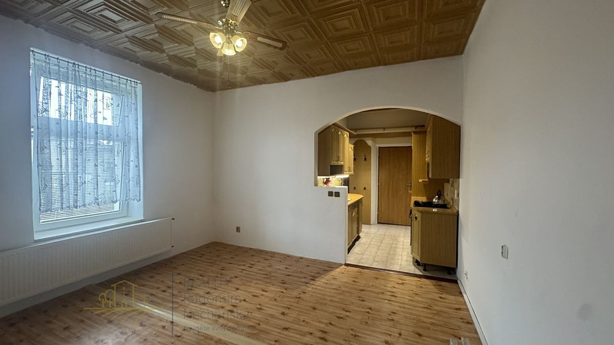 Pronájem bytu 2+kk 50 m² – fotografie 2