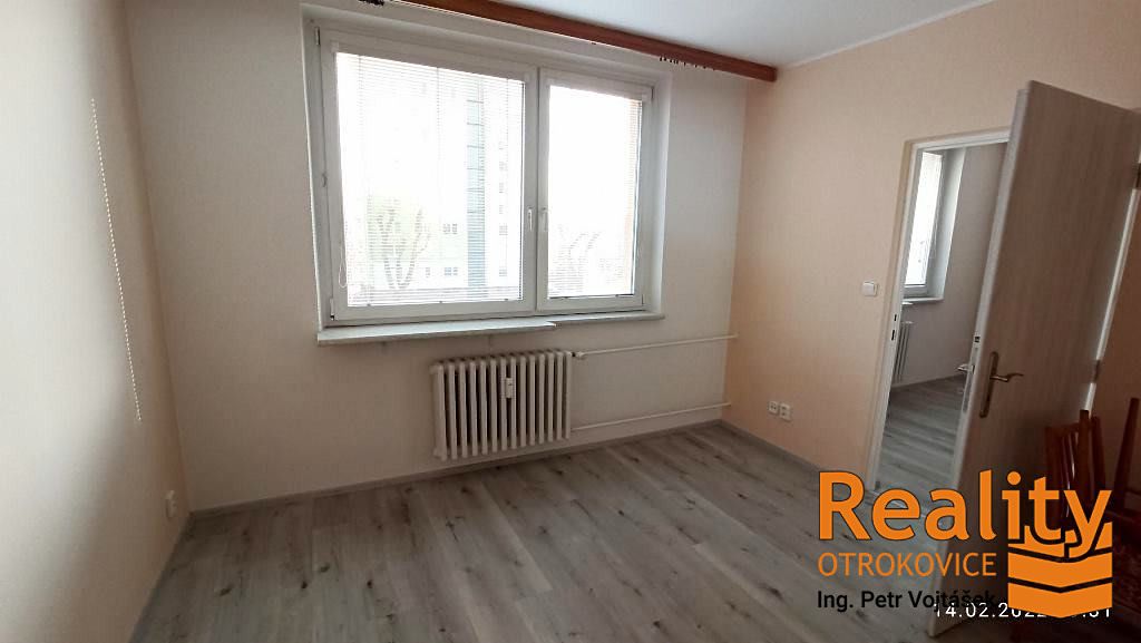 Pronájem bytu 1+1 36 m² – fotografie 3