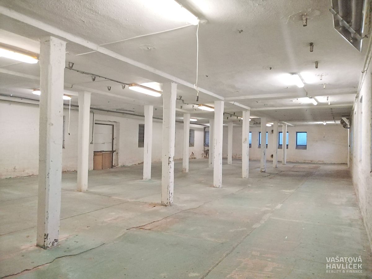 Pronájem skladového prostoru 413 m² – fotografie 2