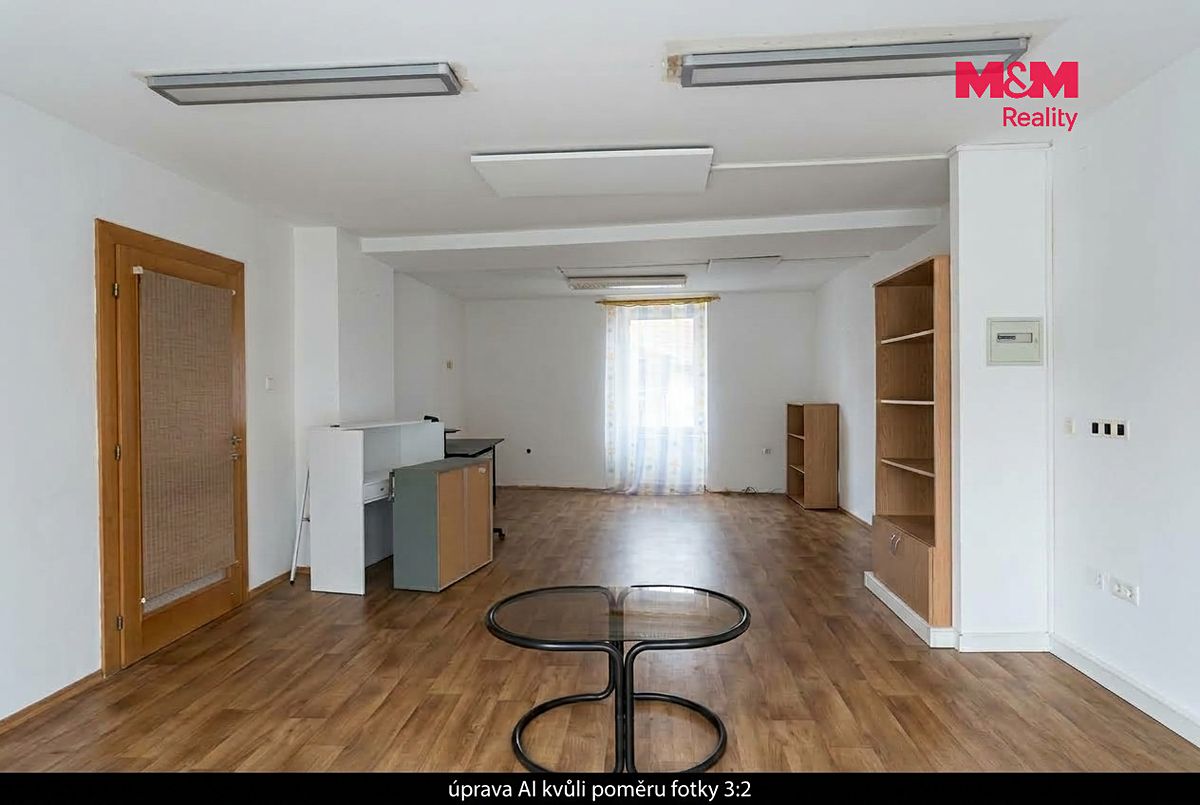 Pronájem obchodního prostoru 38 m² – fotografie 3