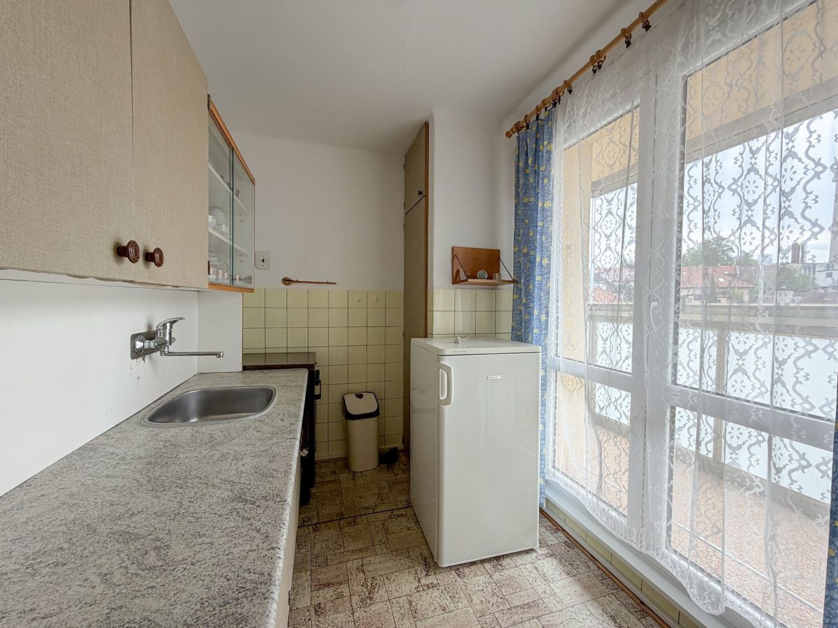 Pronájem bytu 2+1 62 m² – fotografie 4
