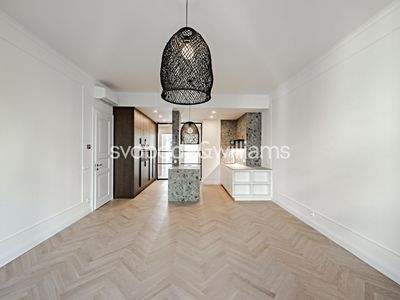 Pronájem bytu 4+kk 118 m²