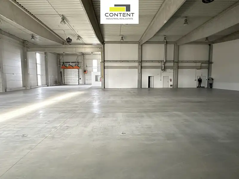 Pronájem skladového prostoru 1363 m², Vestec – náhled fotky 3