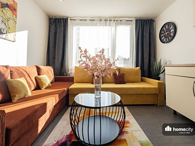 Prodej bytu 2+kk, 42 m² (2 z 10)