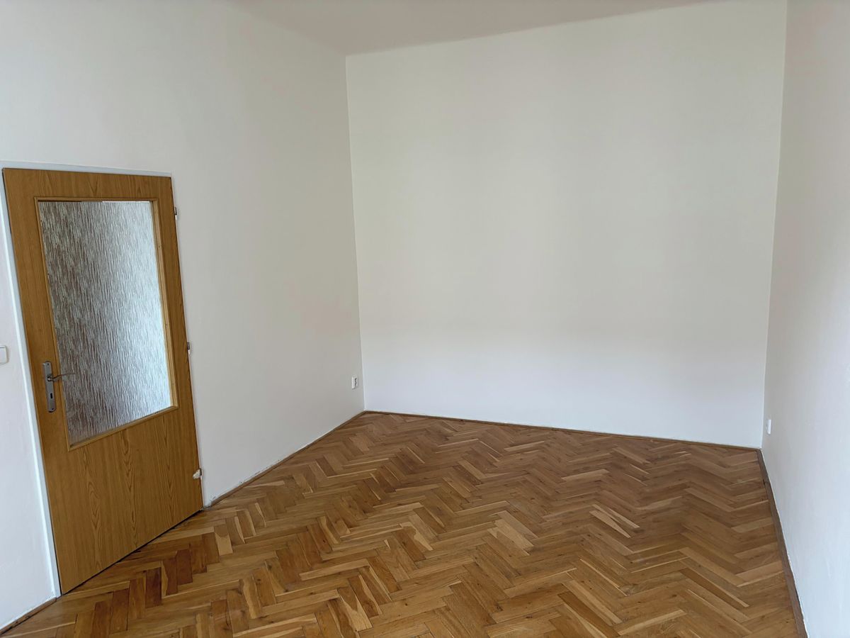 Pronájem bytu 1+1 34 m² – fotografie 5