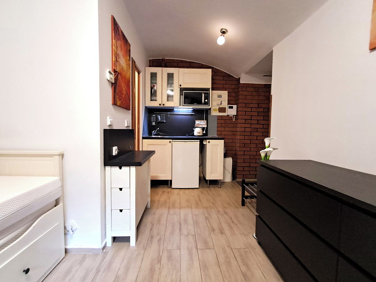 Prodej bytu 1+kk 14 m² – fotografie 3