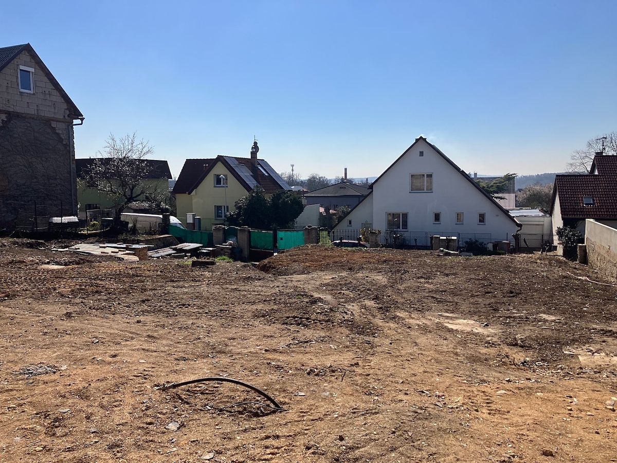 Prodej stavebního pozemku 664 m² – fotografie 5
