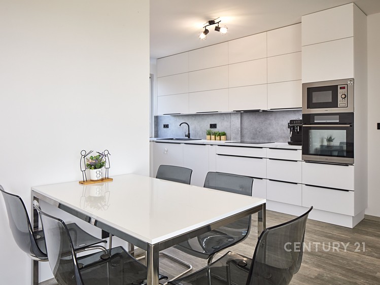 Prodej bytu 3+kk, 70 m² (12 z 23)