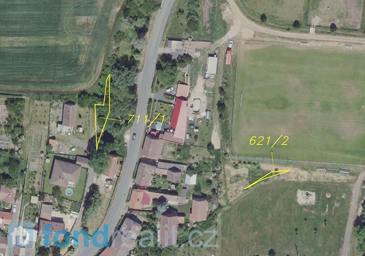 Prodej pozemku 593 m² – fotografie 3