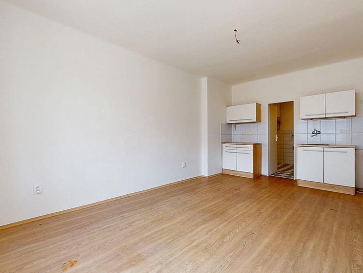 Квартира 1+kk на продаж, 28 м² (7 з 11)