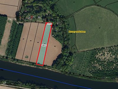 Prodej pole 3048 m²