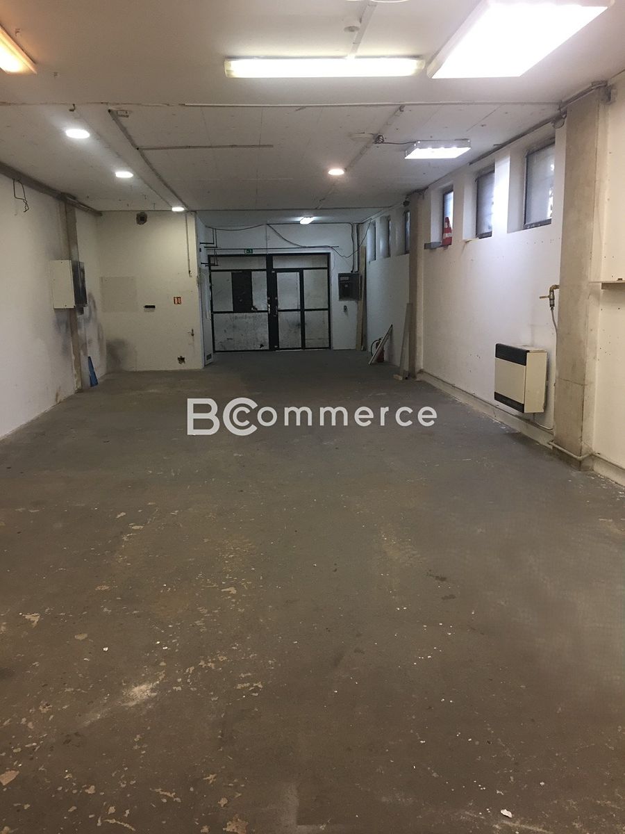 Pronájem skladového prostoru 136 m² – fotografie 2