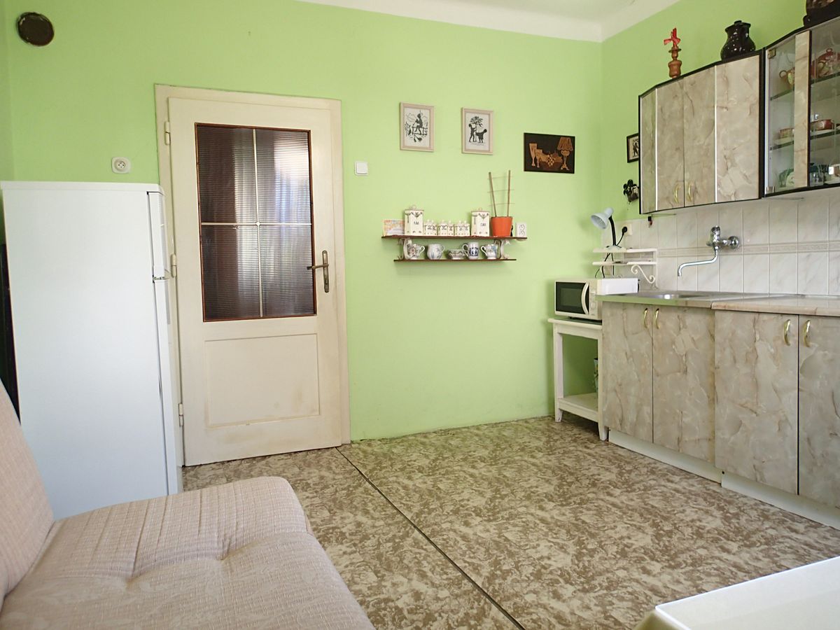 Prodej rodinného domu 124 m², pozemek 694 m² – fotografie 4
