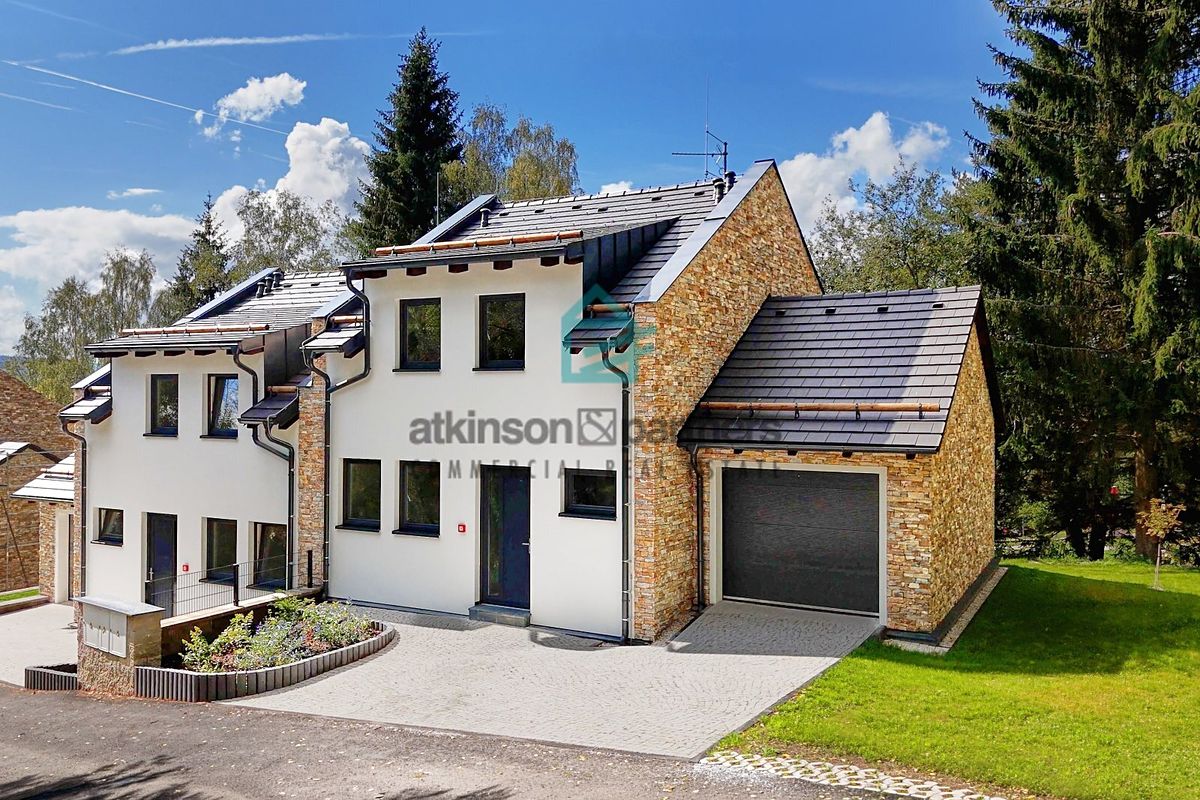 Prodej rodinného domu 115 m², pozemek 305 m², Horní Planá – fotka 1 z 3