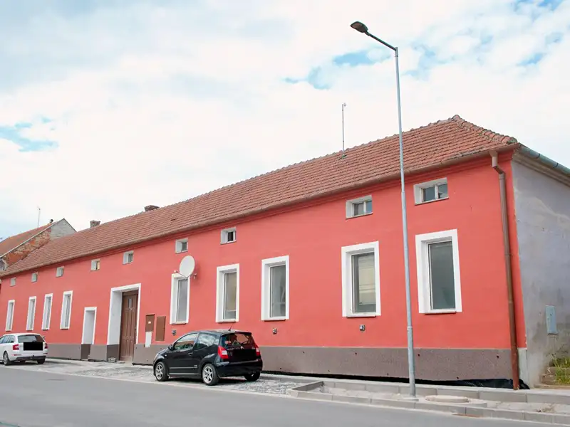 Prodej rodinného domu 391 m², pozemek 1250 m², Čelechovice na Hané – náhled fotky 1