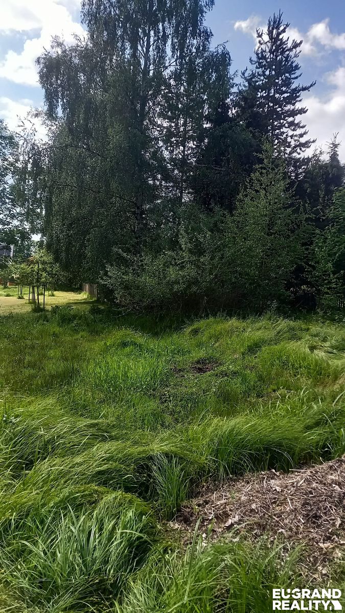 Prodej stavebního pozemku 1800 m² – fotografie 2