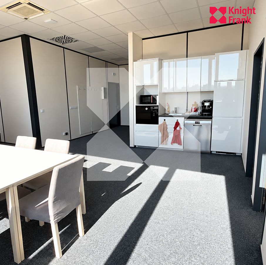Pronájem kanceláře 100 m²