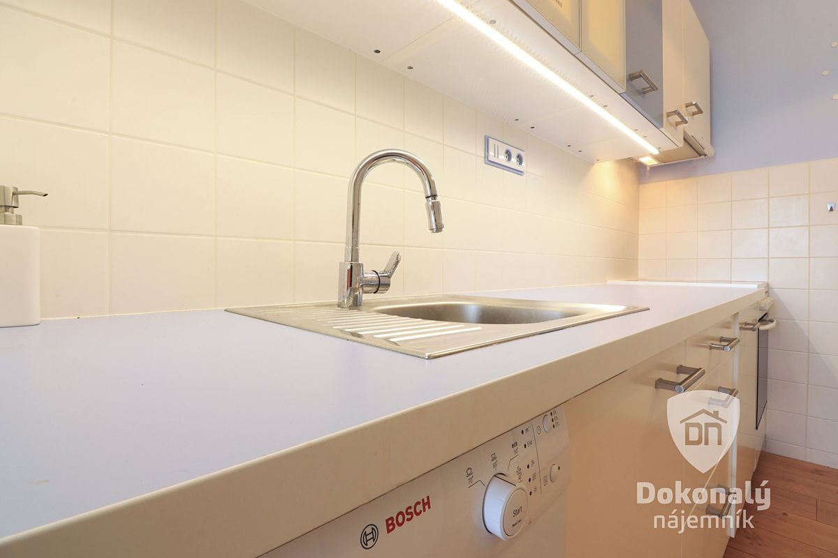 Pronájem bytu 3+kk 63 m² – fotografie 4