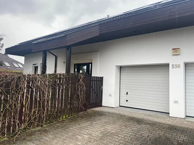 Pronájem rodinného domu 157 m², pozemek 300 m², Kamenice – náhled fotky 2