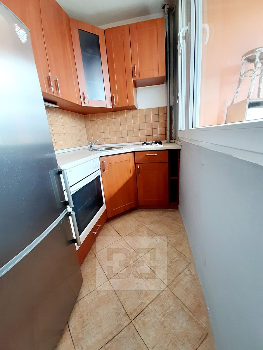 Pronájem bytu 1+kk 26 m² – fotografie 3