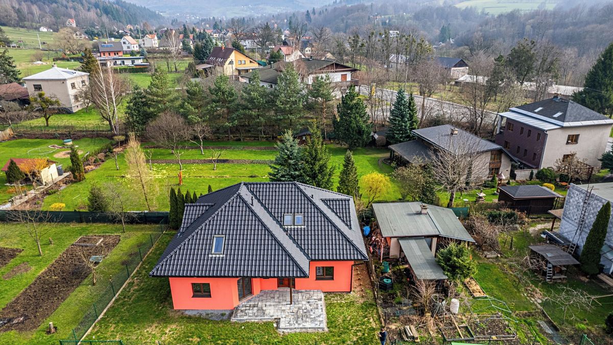 Dražba rodinného domu 178 m², pozemek 389 m², Bystřice nad Pernštejnem – fotka 1 z 3