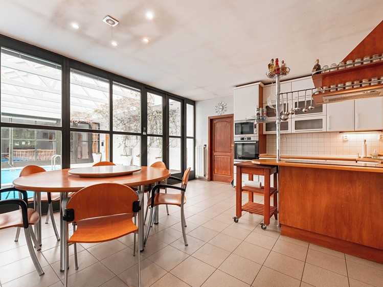 Prodej domu, 215 m² (3 z 31)