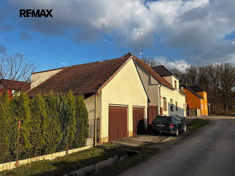 Prodej rodinného domu 290 m², pozemek 718 m², Vejprnice – náhled fotky 3