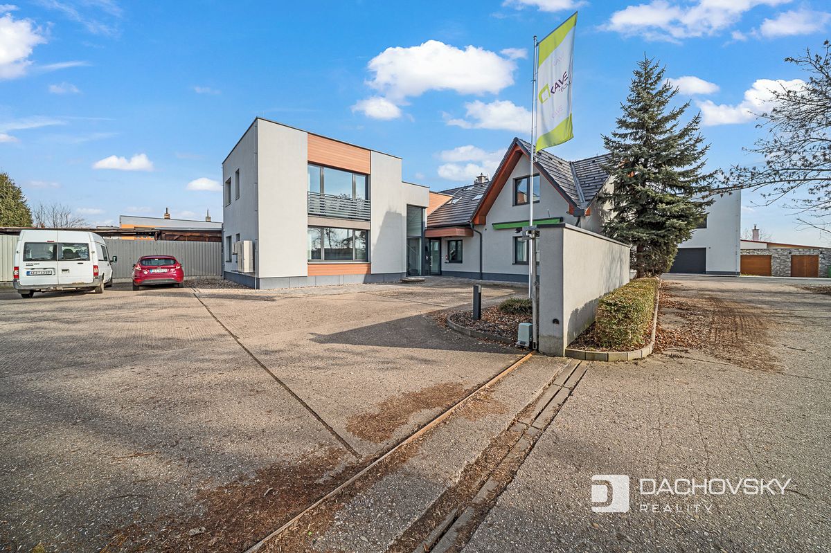 Prodej kanceláře 374 m²