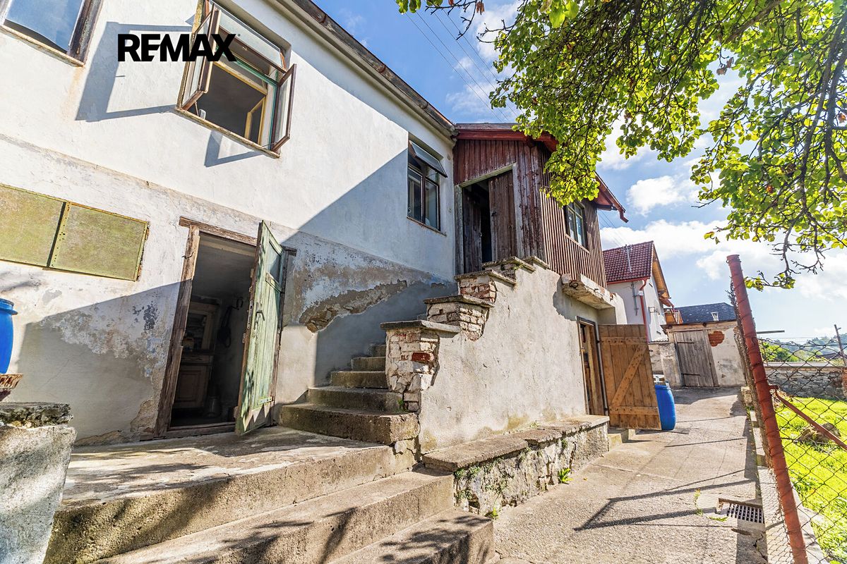 Prodej rodinného domu 80 m², pozemek 318 m² – fotografie 2