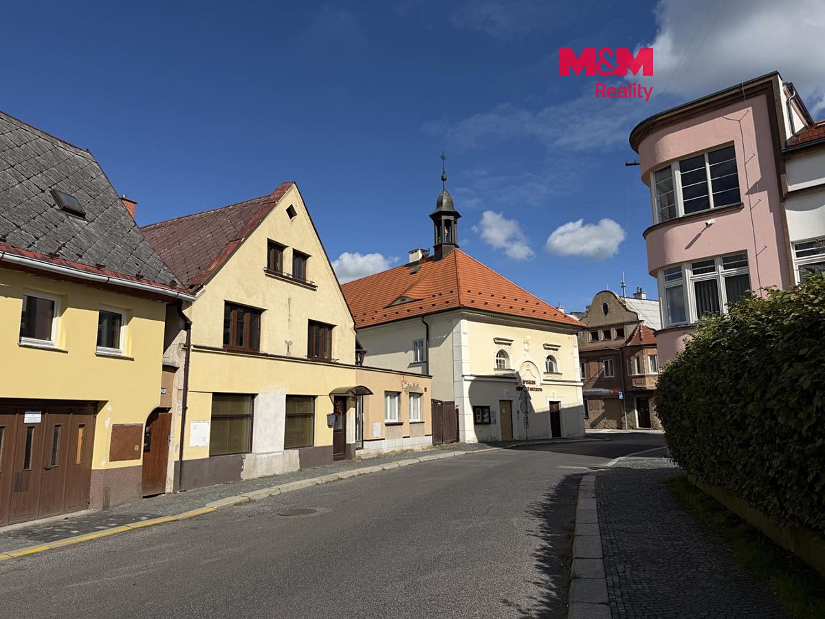 Prodej rodinného domu 99 m², pozemek 498 m²