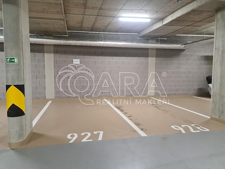 Нерухомість в оренду, 13 м² (2 з 3)