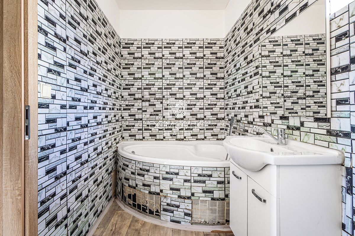 Prodej rodinného domu 97 m², pozemek 240 m² – fotografie 4
