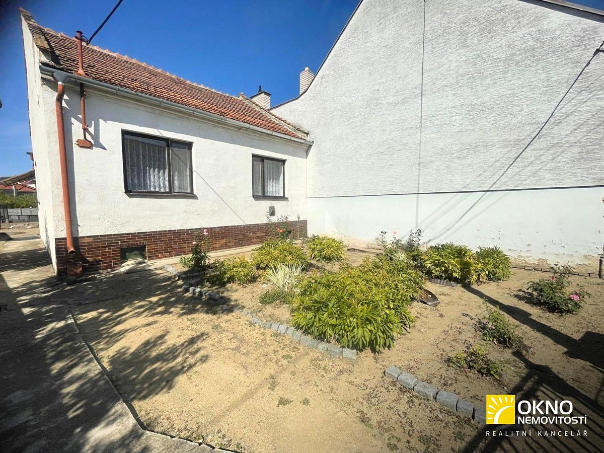 Prodej rodinného domu 113 m², pozemek 549 m² – fotografie 2