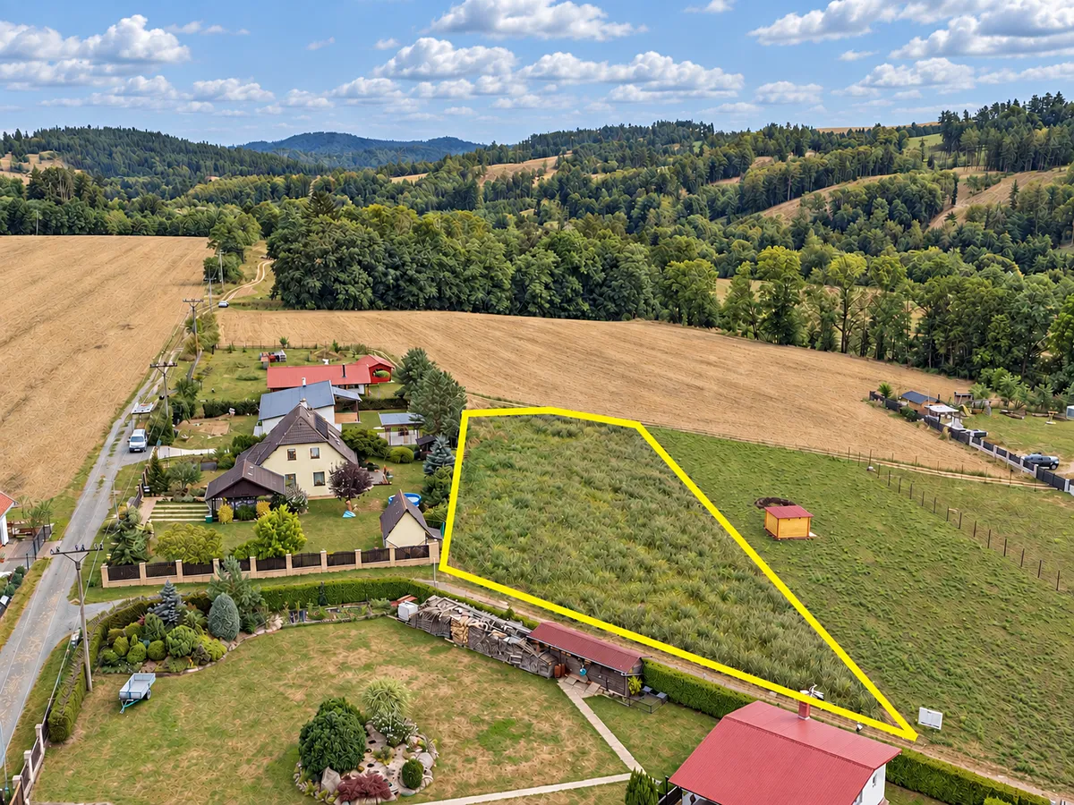 Prodej stavebního pozemku 1868 m²