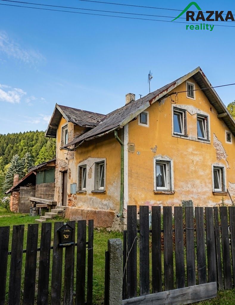 Prodej rodinného domu 120 m², pozemek 1352 m²