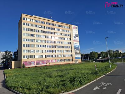 Pronájem bytu 1+kk 28 m²