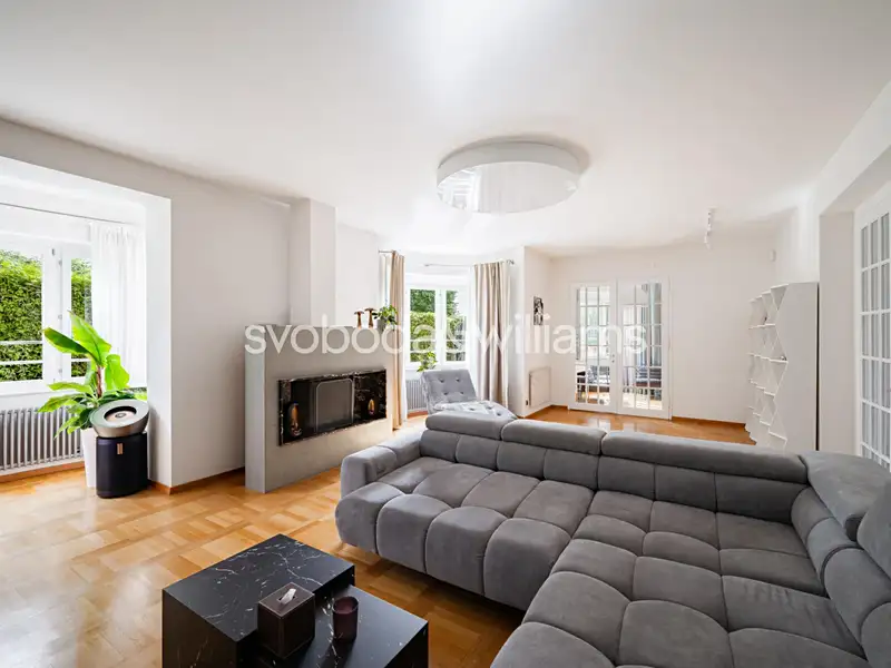 Prodej rodinného domu 475 m², pozemek 497 m², Praha – náhled fotky 1