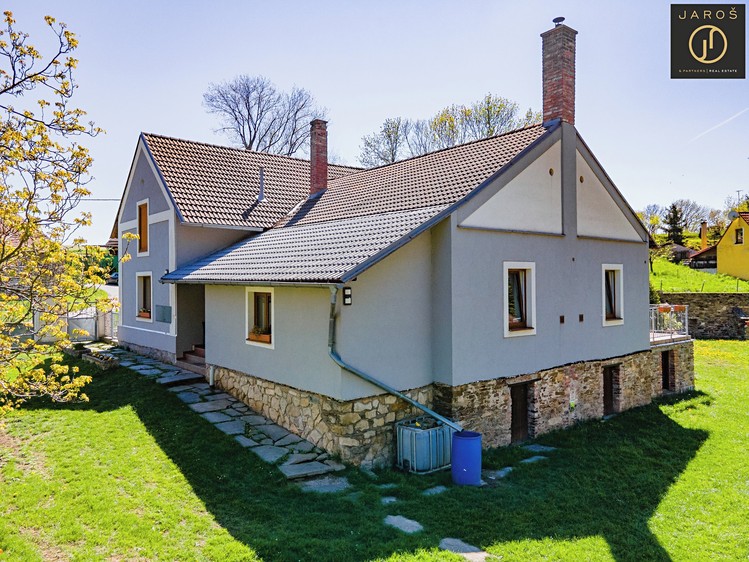 Prodej domu, 167 m² (1 z 32)