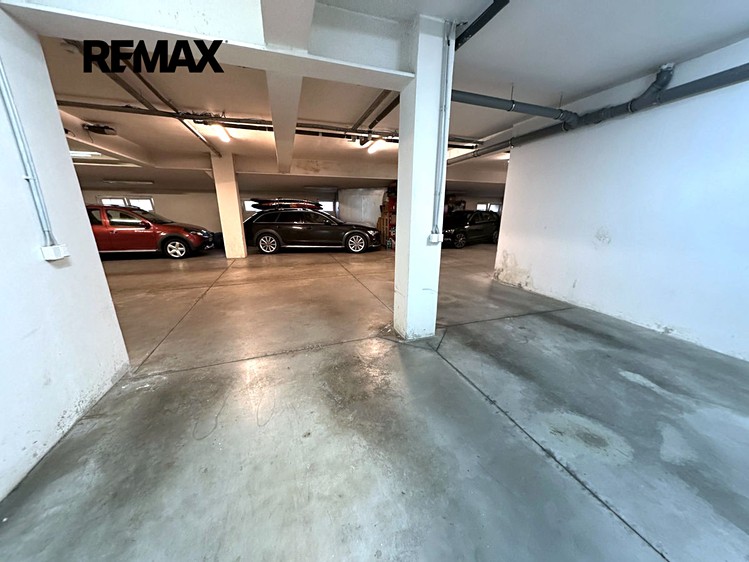Pronájem bytu 3+kk, 55 m² (22 z 24)