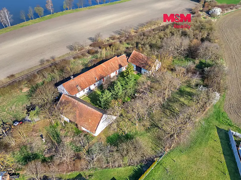 Prodej zemědělské usedlosti 253 m², pozemek 9482 m², Pod Strání, Chrudim – Chrudim IV