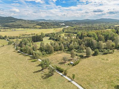 Prodej stavebního pozemku 2451 m²